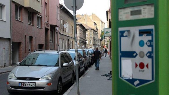 Így válnak köddé a fővárosi parkolási pénzek