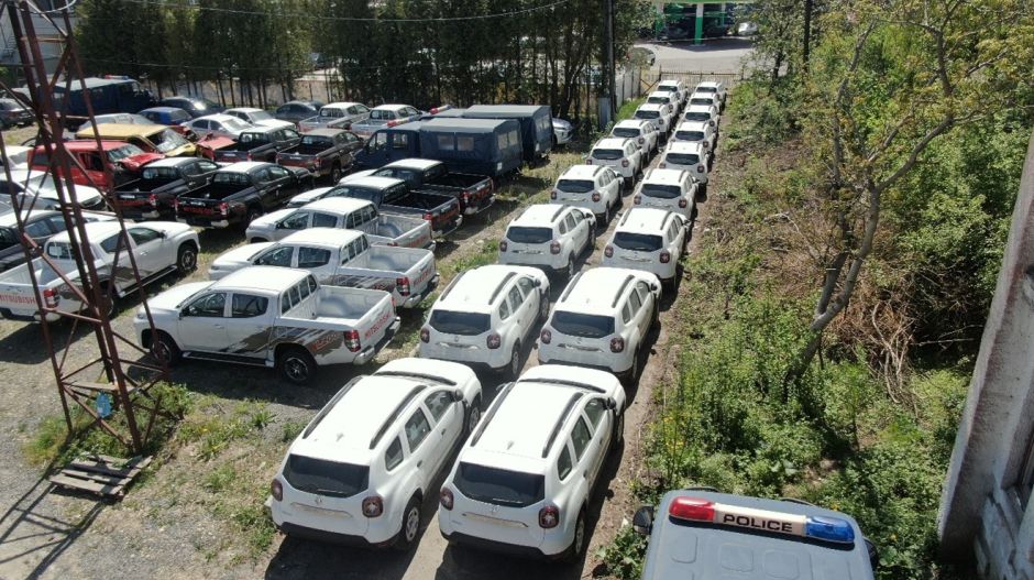 Az ukránok rakéta-sorozatvetőket kértek, most Dacia Dustereket kaptak az amerikaiaktól