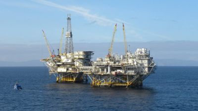 Olajipari lobbipénzek miatt engedélyezhettek új fúrótornyokat az Északi-tengeren Boris Johnsonék