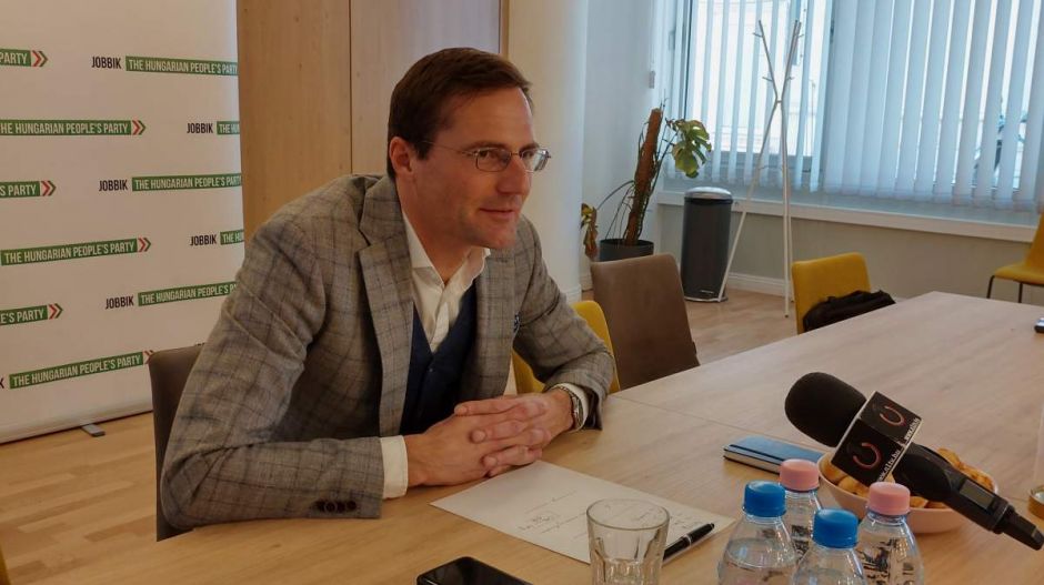 Gyöngyösi „benavigálná” a Jobbikot a Néppártba, amint kirúgják a Fideszt