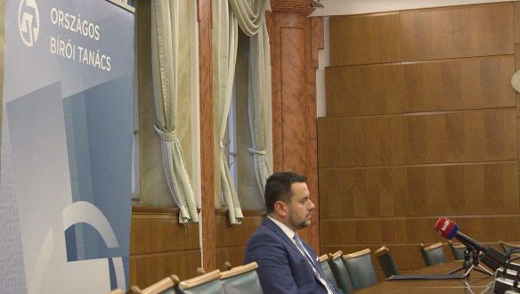 Vége lehet a háborúnak a bírói karon belül: a bíráknak tetszik Handó utódja