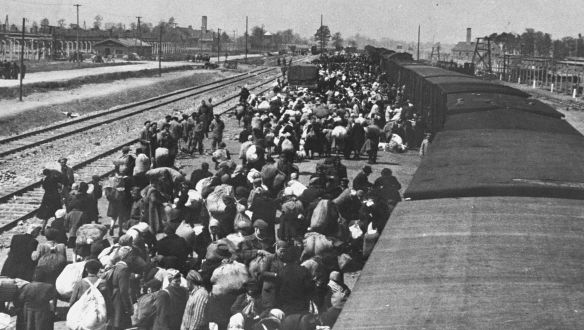 A „magyar Quisling” a vádlottak padján. Hetvenöt éve végezték ki a nácikat kiszolgáló magyar kormányfőt