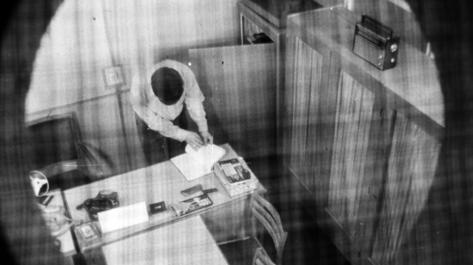 Megfigyelt újságíró az Azonnalinak: Három telefont is listáztak, ami a nevemen volt