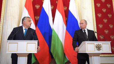 Ellenzék: Orbán ne menjen Moszkvába, ha pedig elmegy, akkor haza se jöjjön
