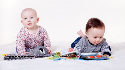 A felnőttek vélt szándékait is figyelembe veszik a kisgyerekek, amikor új szavakat tanulnak meg