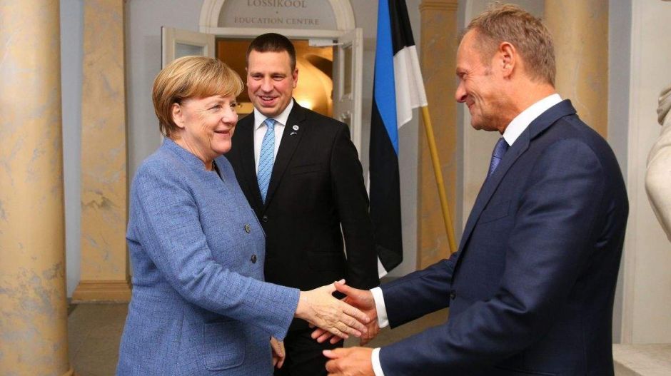 Merkelt tenné meg az Európai Tanács elnökének a volt olasz miniszterelnök. Egyetértesz?