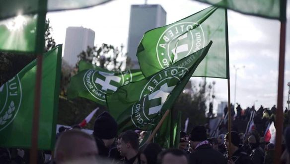 Magához ragadott minden hatalmat a szlovák radikálisok vezére, ellene fordultak a párt húzónevei