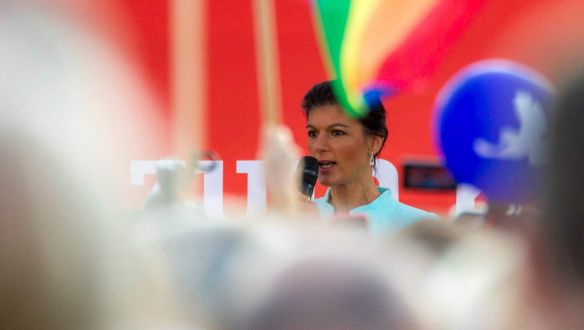 Baloldalról követel több nemzetállamot és kevesebb bevándorlást