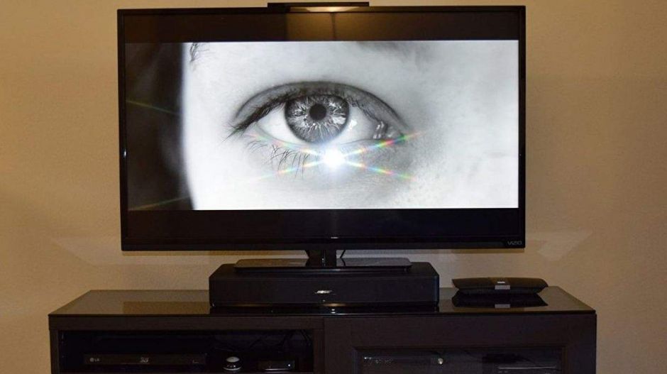 Naná, hogy azért olcsók az okostévék, mert eladják az adataidat!