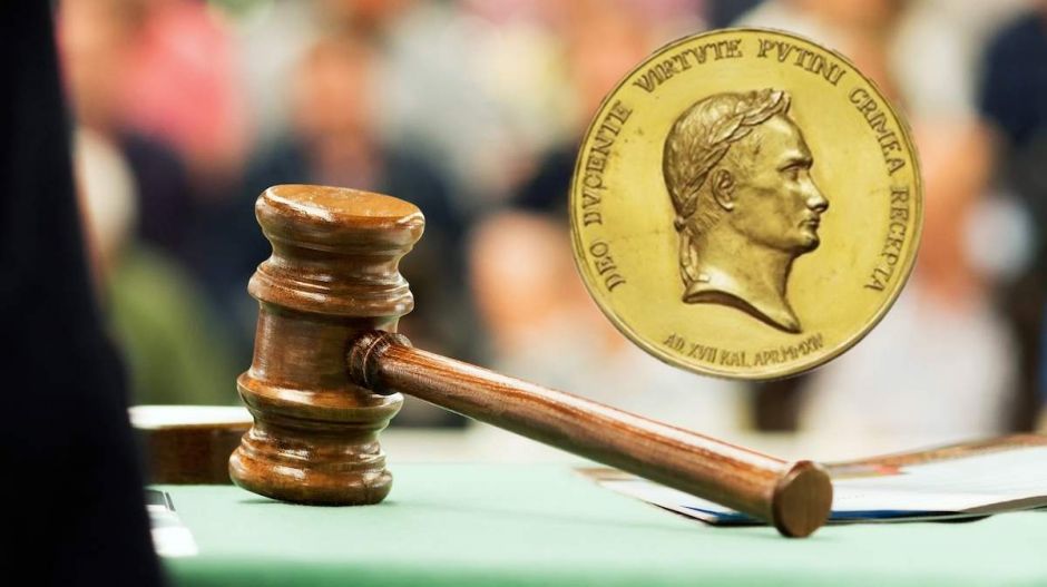 A Krím megszállásáért kapott kitüntetését árulja a kegyvesztett orosz felkelővezér