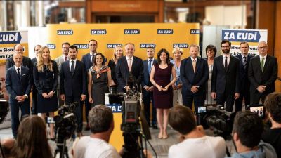 Hétvégén még szlovák államfő volt, hétfőn már saját pártot alapított