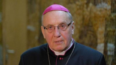 Polgárháború veszélyére figyelmeztetett, nem engedték vissza Belaruszba az érseket