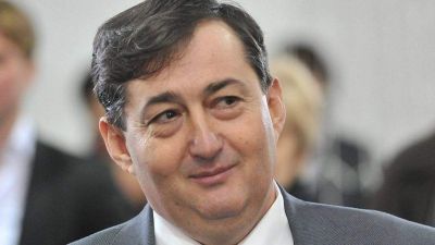 Szárnyalnak a kétharmad hírére a Mészáros-papírok