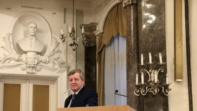 Szeretné a „renitens” alkotmánybíró, Stumpf István, hogy újraválasszák