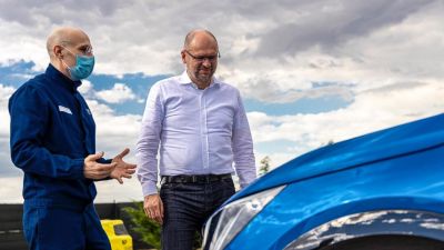 Hatalmas autóipari beruházásért versenyez Szlovákia Magyarországgal, egy Európán kívüli óriáscégről lehet szó