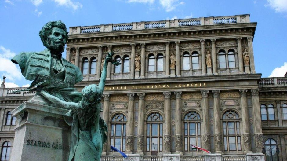 Az MTA átszervezése veszélybe sodorhatja az erdélyi kutatók munkáját is