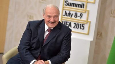 Lukasenka bezárással fenyegeti a sztrájkoló gyárakat