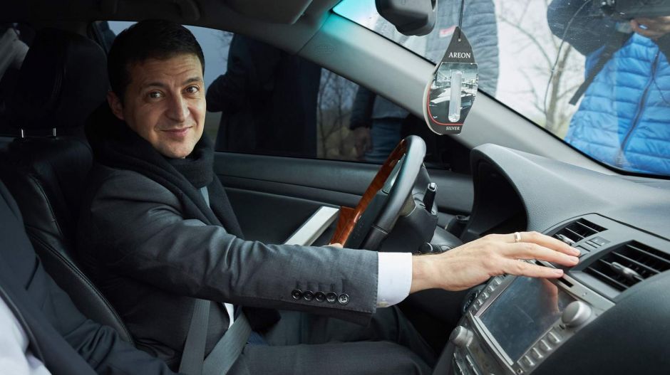 Szertefoszlott remények: Zelenszkij egy éve