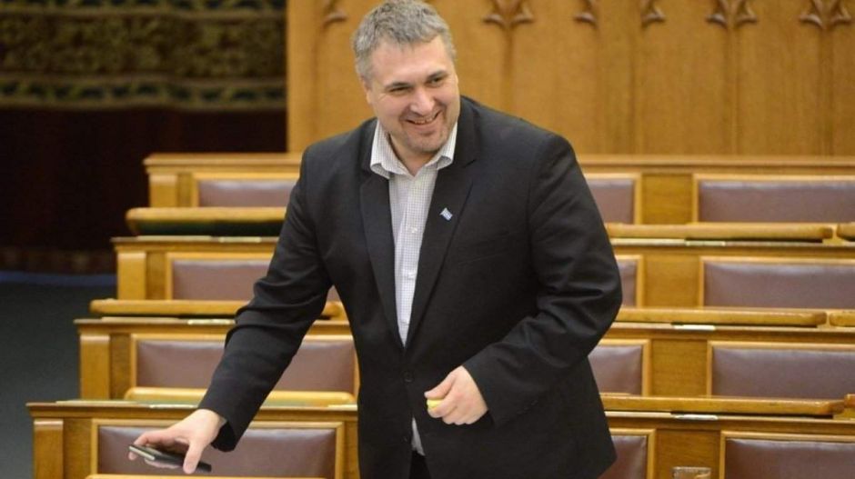 Kizárták az LMP-ből Sallai Róbert Benedeket