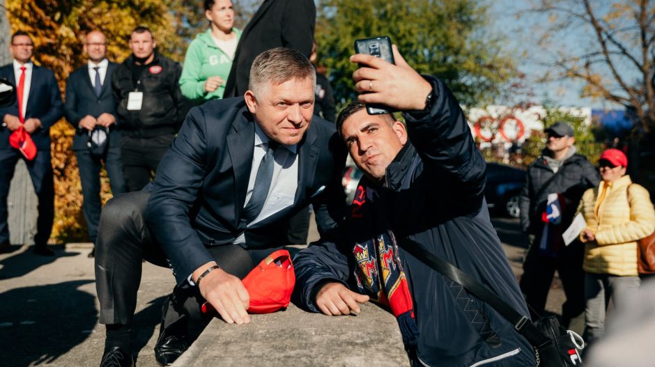 Robert Fico a covidról: Fiúk, valahogy így néz ki a halál!