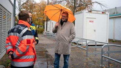 Bécs harminc tesztkonténerrel tehermentesíti a háziorvosokat