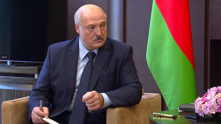 Rendkívüli állapotot hirdetett Lettország a Belaruszból érkező iraki menekültek miatt