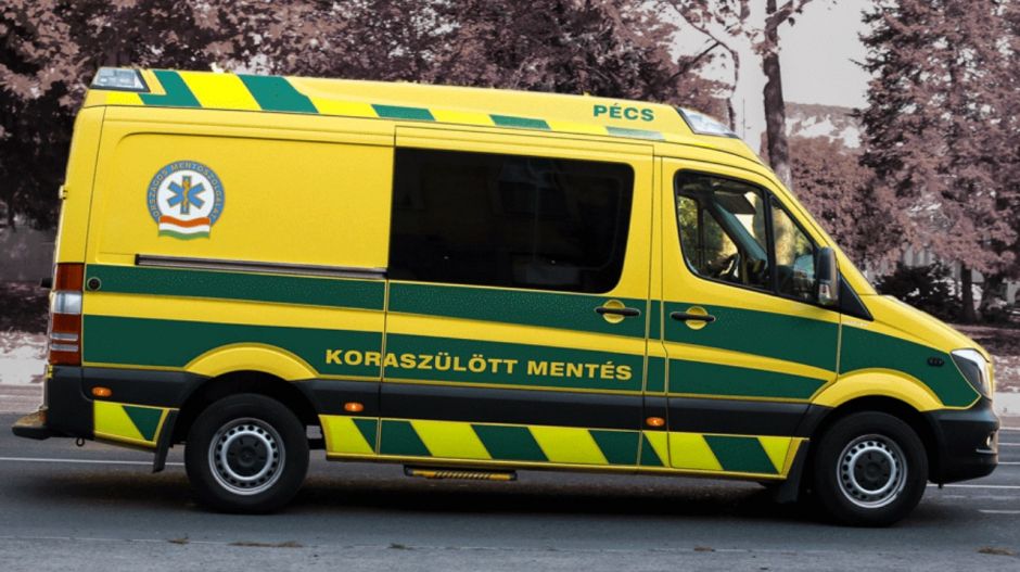 Adományokból tudnának csak nyári gumit venni a koraszülötteket mentő autókra