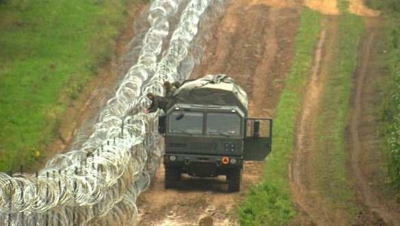 Szükségállapotot hirdetett Lengyelország Lukasenka hibrid háborúja miatt