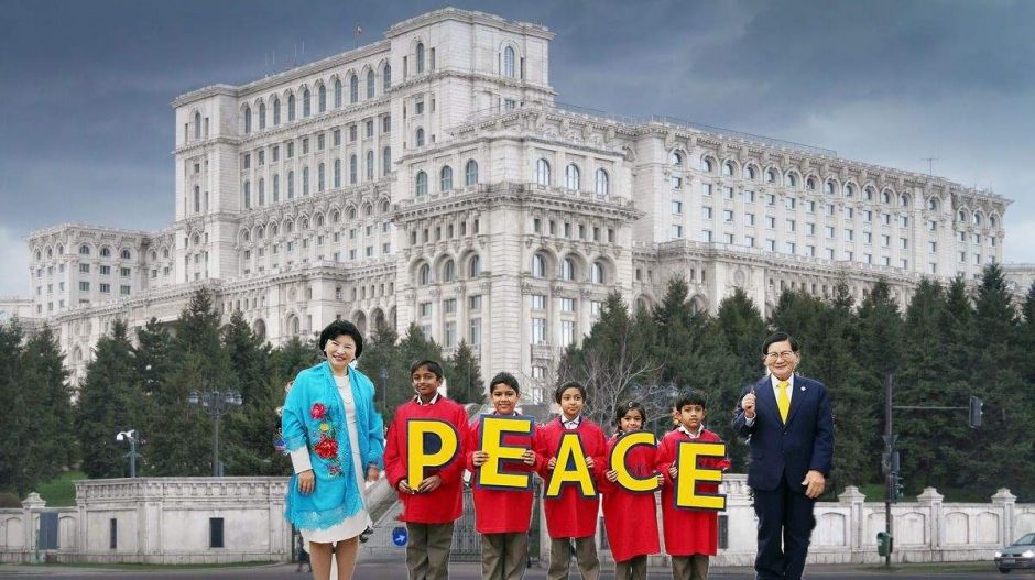 Egy koreai szekta a világbékére tör Bukarestben, de hogyhogy nem tud erről a román külügy?