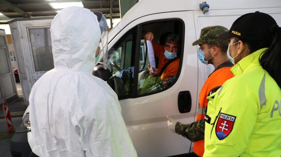Szlovákiában kötelező karantén vár hétfőtől minden külföldről érkezőre