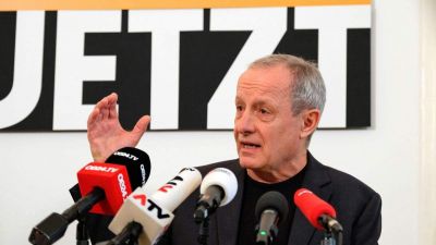 Leorbánozta Kurzot az osztrák Schiffer András 