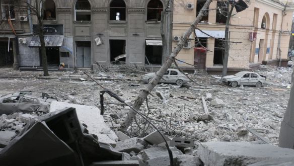 Szavakban hamarosan meglehet a nácitlanítás, de vérontás még sok lesz Ukrajnában