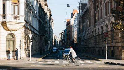 Mekkora segítséget jelent a budapesti vendéglátósoknak, hogy parkolóban is berendezhetnek teraszokat?