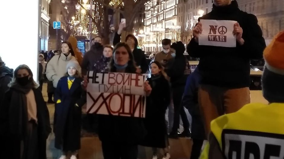 „A saját apám jelentett fel” – egyre több háborúellenes oroszt panaszolnak be