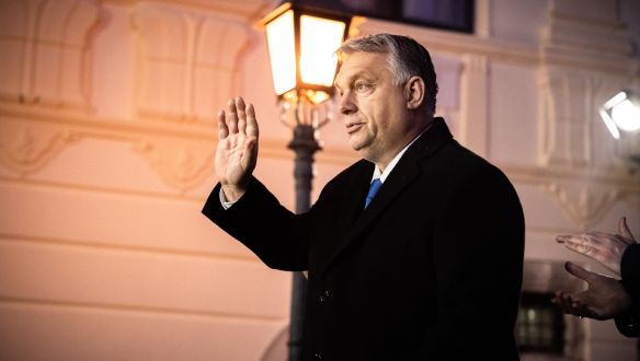 Miként hat a kormány támogatottságára, hogy a lakosság pozitív hangulatban zárta az évet?