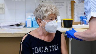 A kormányközeli Nézőpont szerint hatmillió beoltottnál van a magyar oltáskampány plafonja