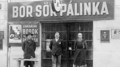 Szentesi söröző: Nem luxusnyaralásra gyűjtünk, egyszerűen túl szeretnénk élni