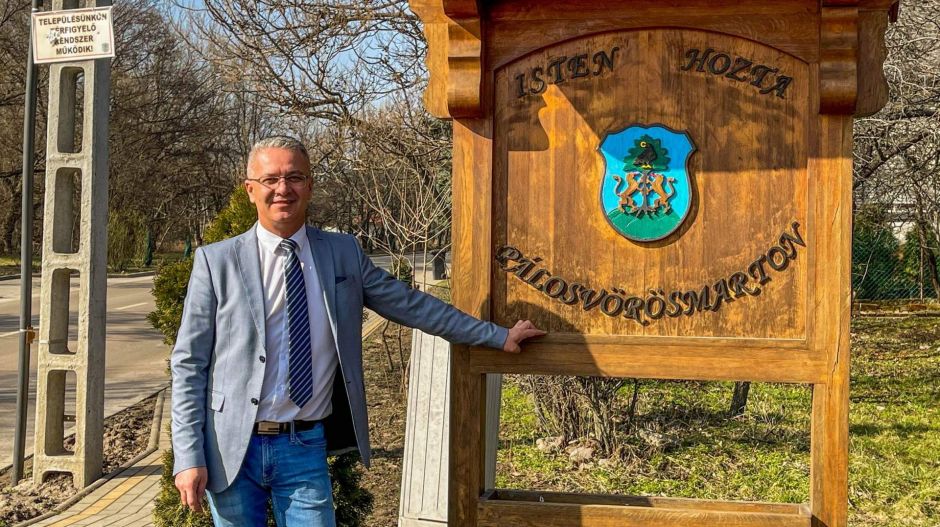 Saját jelöltjét lépteti vissza a Momentum, hogy a Jobbik alelnökét támogassa Gyöngyösön