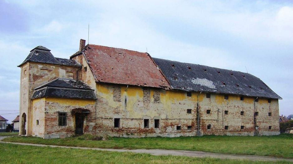 Jobb lenne újrahasznosítani a meglévő épületeket, mégis hagyjuk őket lerohadni és inkább újakat építünk