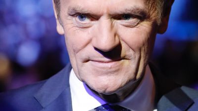 A veterán visszatért: mit akar Donald Tusk újra a lengyel belpolitikában?