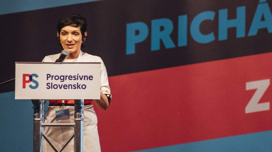 Roma származású új elnökkel fordulna balra a Progresszív Szlovákia