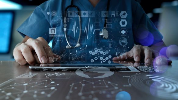 Digital Health Summit: Elkerülhetetlen a digitalizáció a jövő gyógyszeripara számára