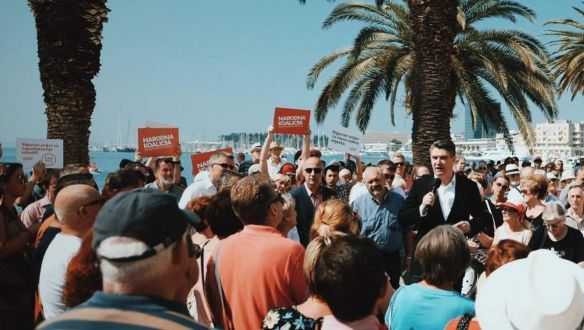 Bejelentkezett a horvát államfői posztra Orbán legnagyobb helyi ellenfele