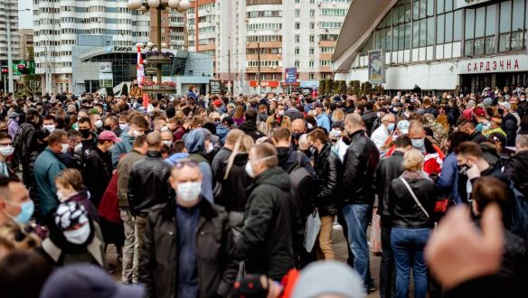 Elsöpri-e a belarusz diktátor hatalmát a papucsos forradalom?