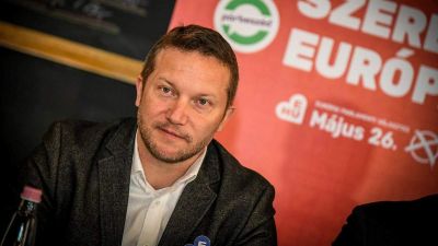 Az MSZP is beállt a nyitást követelő pártok közé