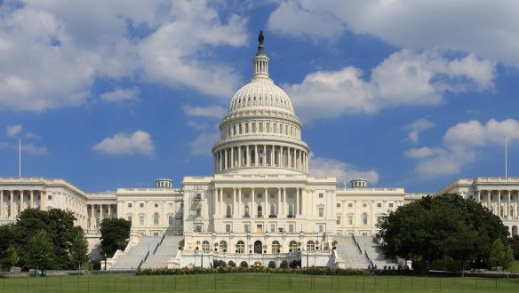 Otthonról szavaznának az amerikai képviselők, de főnökeik nincsenek oda az ötletért