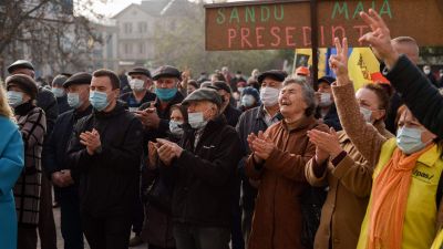 Még hivatalába se lépett, máris elvették a moldovai elnöktől a titkosszolgálatok feletti ellenőrzést