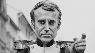 Macron elutasítja a cancel culture-t, és kiáll Napóleon nagysága mellett