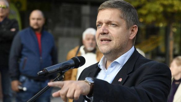 Tóth Bertalan távozik az MSZP éléről