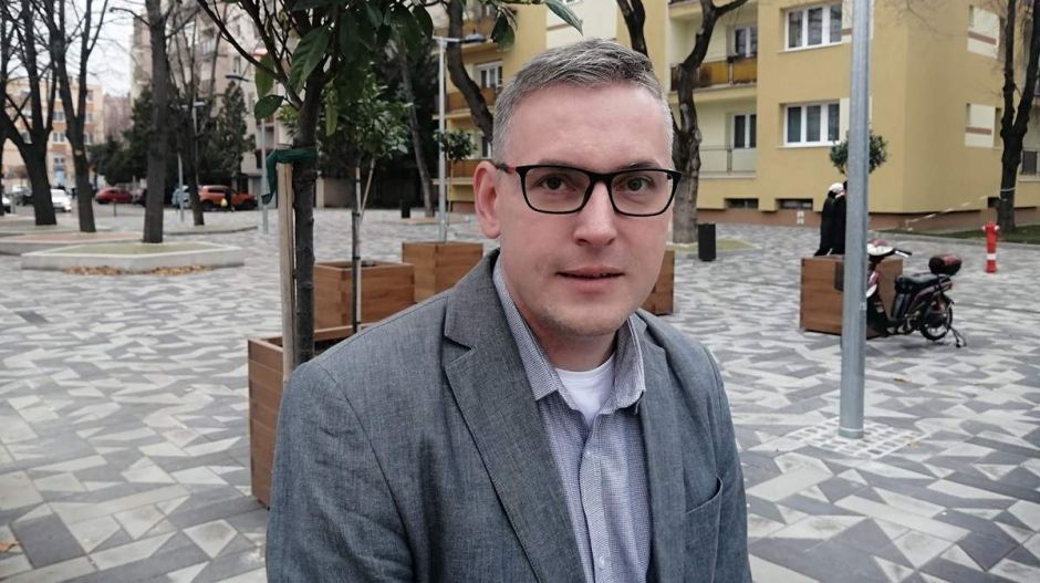 Vasvillára felszúrni, máglyán elevenen elégetni, felakasztani: névtelen levelet kapott a győri ellenzéki jelölt